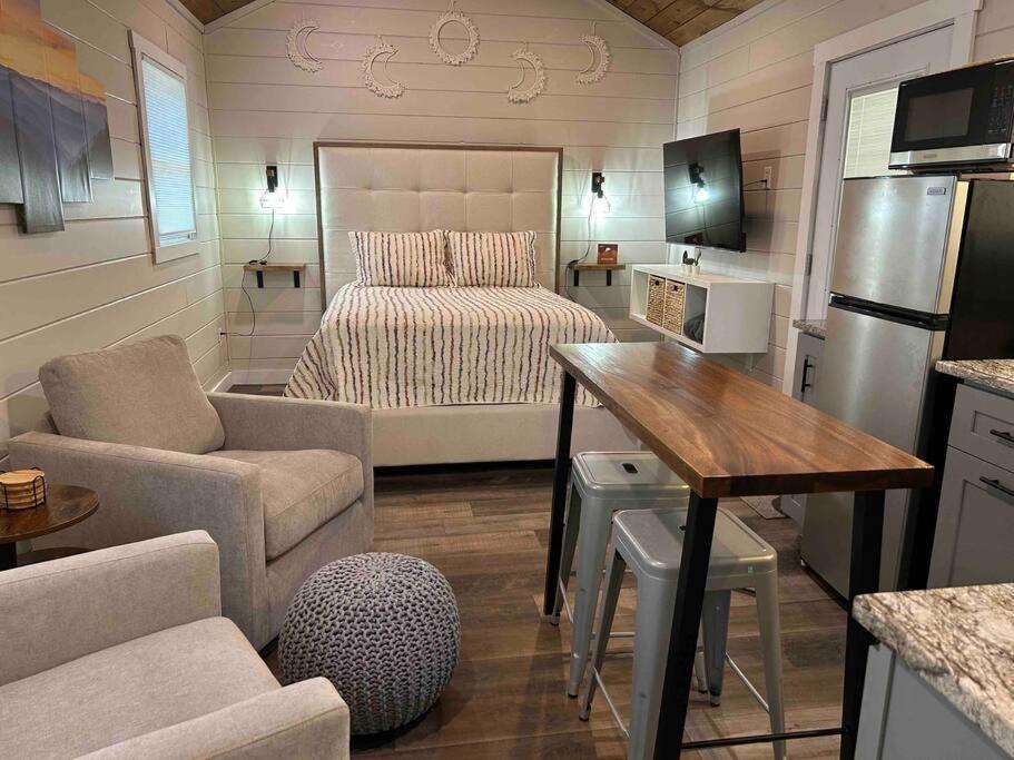 Blissful Nook Tiny Home ~ Cozy Retreat W/ Hot Tub; Near Town And Deep Creek Bryson City Eksteriør billede
